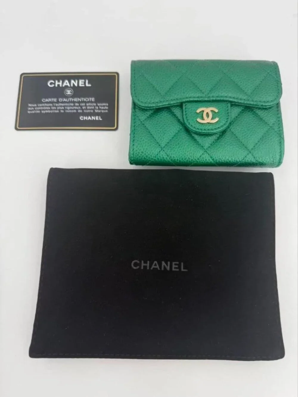 Chanel Emerald Green Metallic Caviar Leather Card Case
